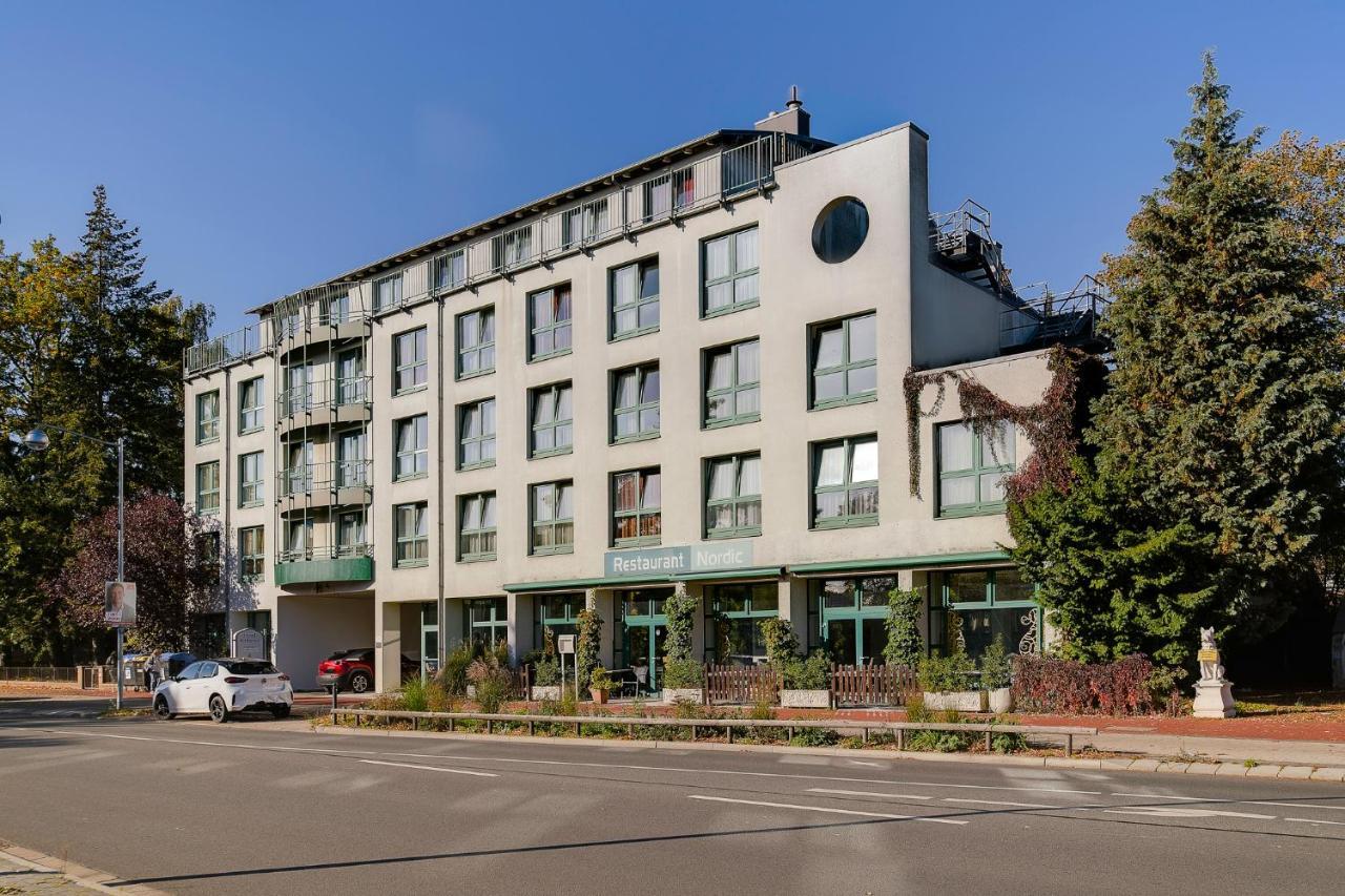 Ambiente Langenhagen Hannover By Tulip Inn Exterior photo